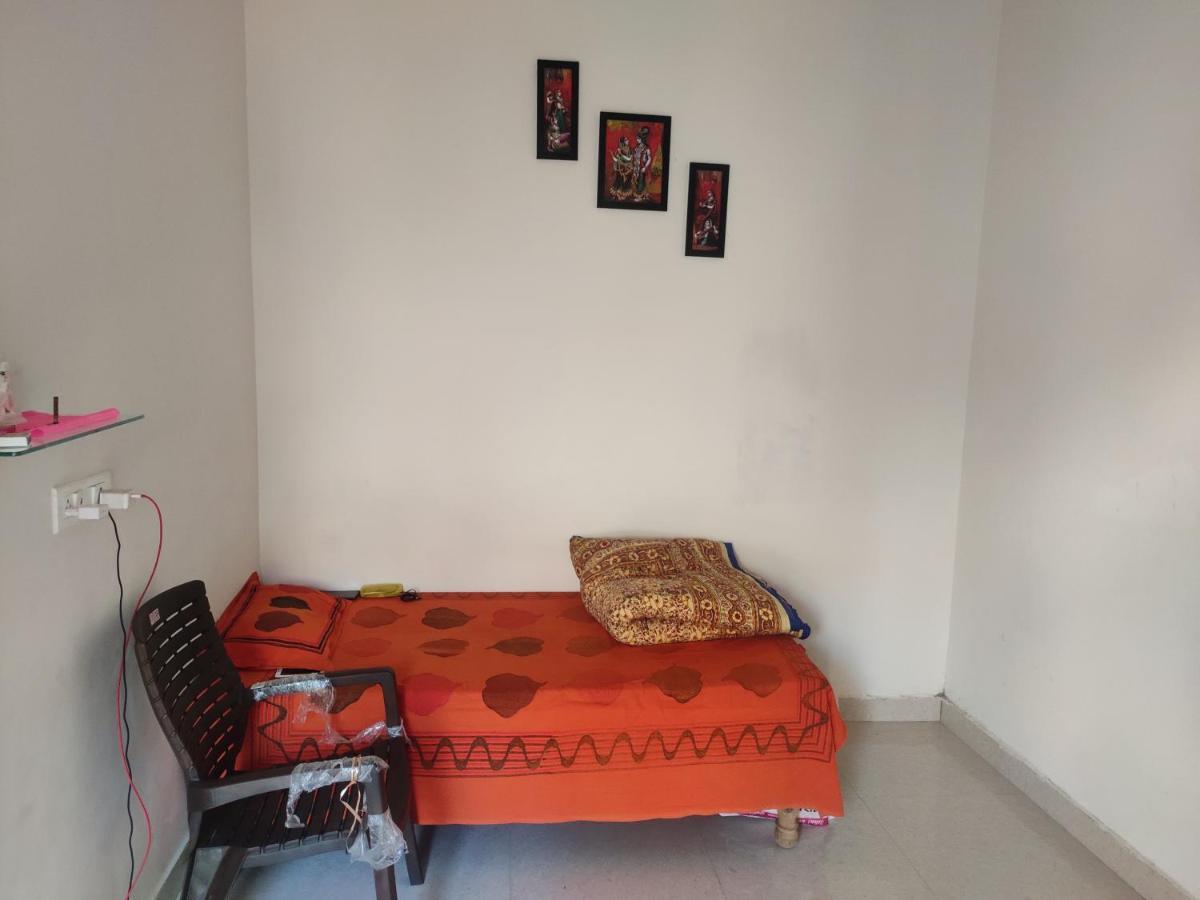Nidhivan Homestay Vrindāvan Esterno foto